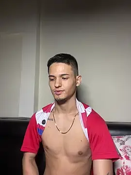 Stripchat Free Live Porn of Aaronsexroom