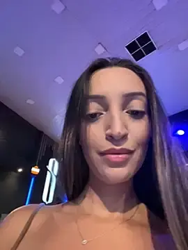 Stripchat Live Porn of BelleLouiseVp