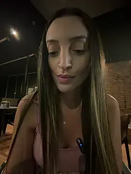 Stripchat Live Porn of BelleLouiseVp