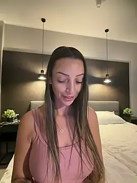 Stripchat Sex Cam of BelleLouiseVp
