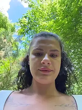 Stripchat Free Live Porn of MiraReach