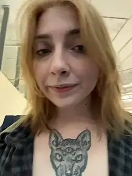 Stripchat Sex Cam of Sunny___Bunny