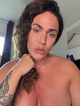Stripchat Free Porn Cam of Clarasense__