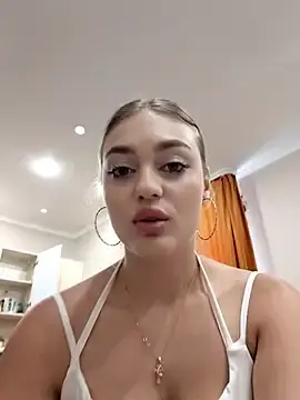 Stripchat Live Sex of caressyourself