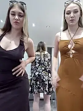 Stripchat Live Porn of caressyourself