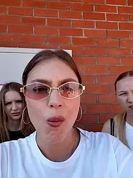 Stripchat Sex Chat of caressyourself