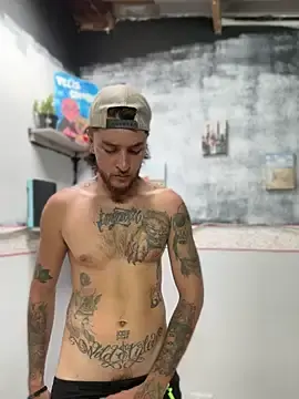 Stripchat Adult Webcam of raymon616