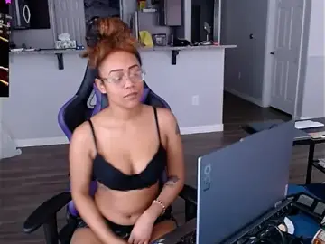 Stripchat Free Live Porn of ReeseZen