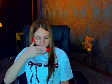 Stripchat Live Porn of MilaAddams