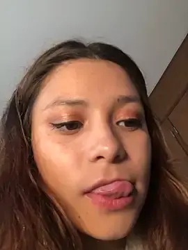 Stripchat Live Sex of 3littles