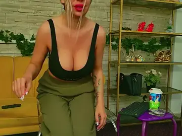 Stripchat Adult Webcam of VesperNyx