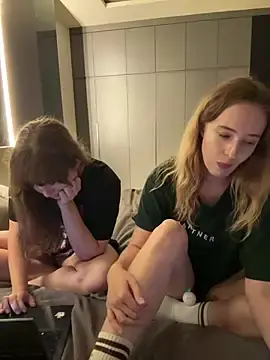 Stripchat Live Porn of Nura_n_Sarah