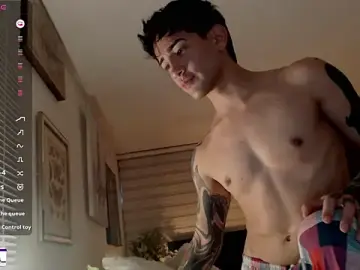 Stripchat Free Porn Cam of ivaaaan_