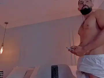 Stripchat Live Sex Cam of KylliamLevis