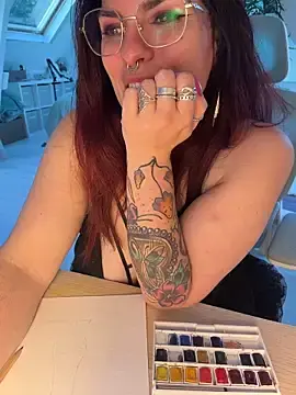 Stripchat Adult Webcam of LunaMoongirl
