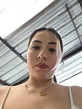 Stripchat Sex Cam of Natasanz