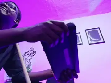 Stripchat Best live sex cam show of xavier_cole