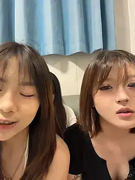 Stripchat Free Porn Cam of yang818
