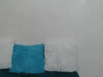 Stripchat Watch Live Sex Cams of SexyPetite_22