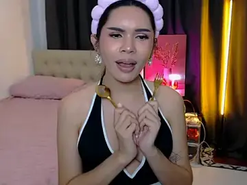 Stripchat Live Sex Cam of Alexandra_Kenn