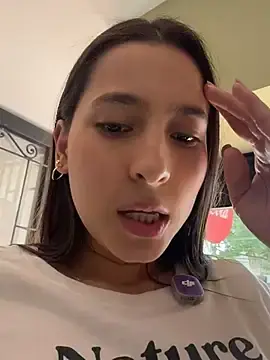 Stripchat Free Porn Cam of LittleDoll___