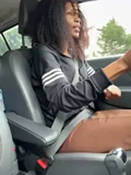 Stripchat Nude Webcam of ShantelSexyYoungMilfie
