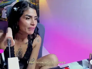 Stripchat Live Sex of Alanna_Wild
