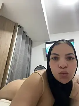 Stripchat Free Live Porn of Layla_kaderr