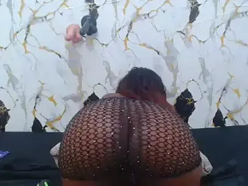 Stripchat Live Sex of CocoMistress4