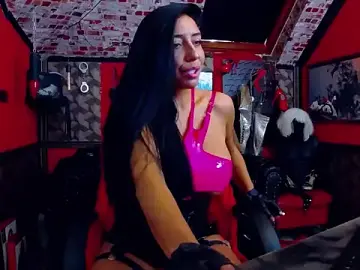 Stripchat Best live sex cam show of DommeBellatrix