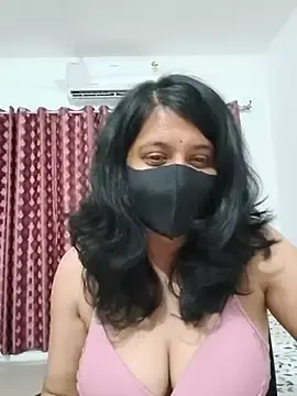 Stripchat Adult Webcam of Cute-Maanvi