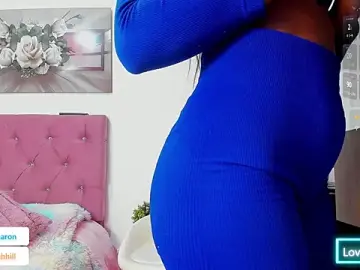Stripchat Live Sex Cam of sharon_hill