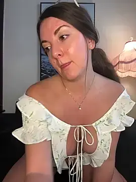 Stripchat Free Live Porn of Roselyn_xo