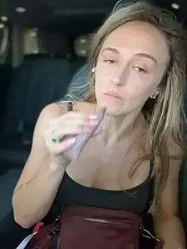Stripchat Sex Chat of lunagirl13