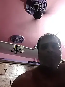 Stripchat Live Sex Cam of indiandesivillegeboy
