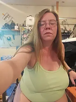 Stripchat Live Porn of MsShelby40