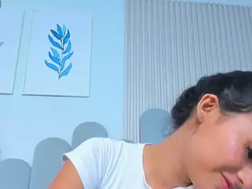Stripchat Adult Webcam of luly_dreams