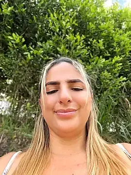 Stripchat Sex Cam of sammyqueenx21