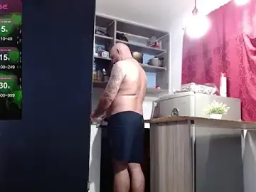 Stripchat Sex Cam of Osobrandon567