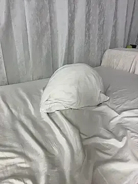 Stripchat Live Sex Cam of naughty__angel