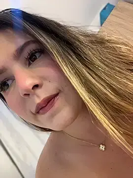 Stripchat Sex Cam of naughty__angel