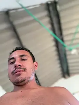 Stripchat Live Porn of Simone_Miller