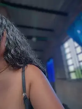 Stripchat Free Porn Cam of Simone_Miller