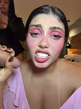Stripchat Sex Cam of zui_lu