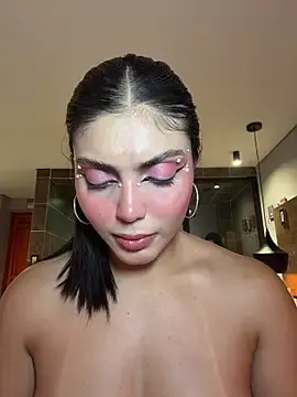 Stripchat Watch Live Sex Cams of zui_lu