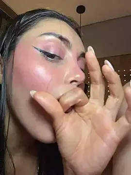 Stripchat Free Live Porn of zui_lu