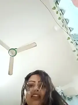 Stripchat Free Porn Cam of blue-berry09