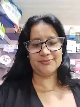 Stripchat Live Sex Cam of keilymadam