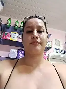 Stripchat Live Sex Cam of keilymadam