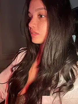 Stripchat Live Porn of MisFrekcles_